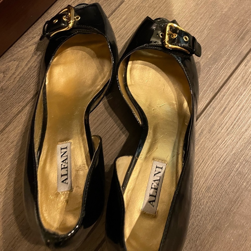 Alfani Women’s Open Toes patent Leather - Picture 2 of 6